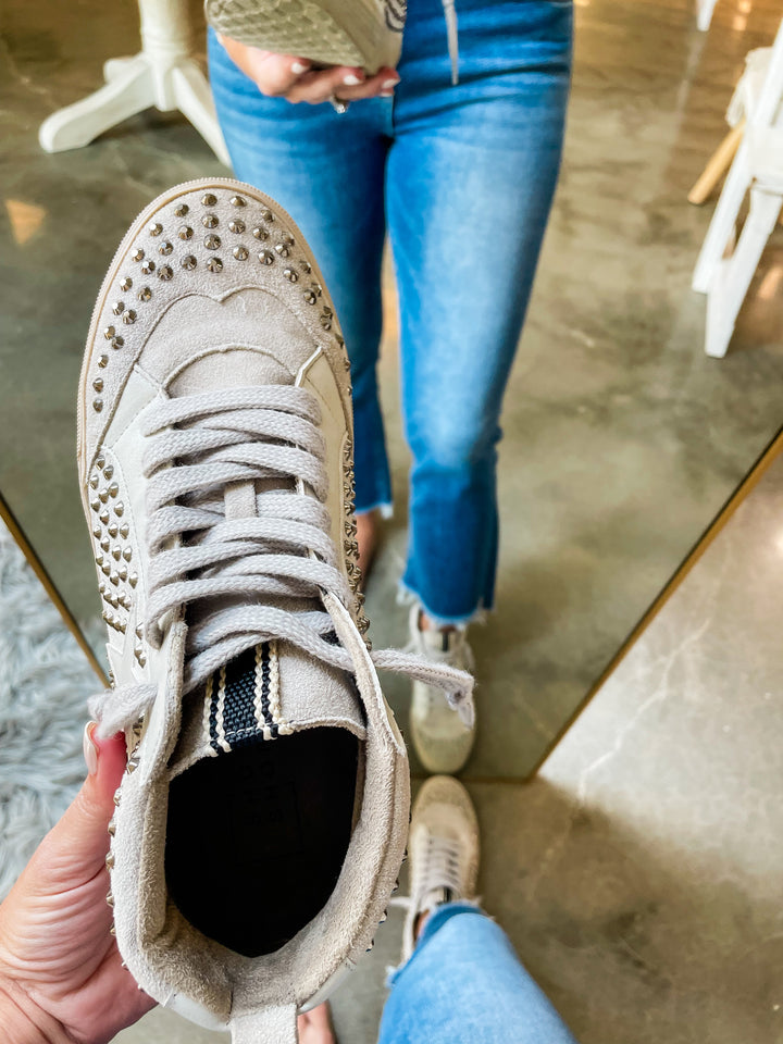 The Severine Sneaker Silver